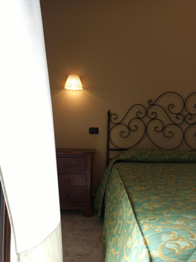 Hotel Primavera Dell'Etna Zafferana Etnea Eksteriør billede