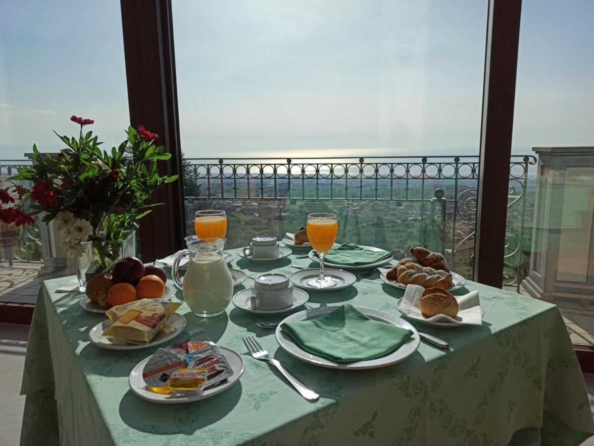 Hotel Primavera Dell'Etna Zafferana Etnea Eksteriør billede