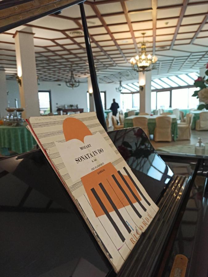 Hotel Primavera Dell'Etna Zafferana Etnea Eksteriør billede