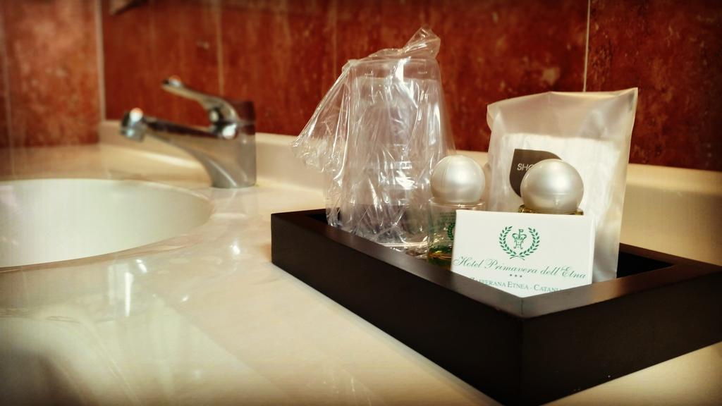 Hotel Primavera Dell'Etna Zafferana Etnea Eksteriør billede