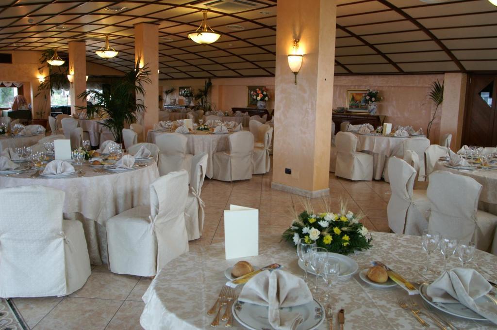 Hotel Primavera Dell'Etna Zafferana Etnea Eksteriør billede