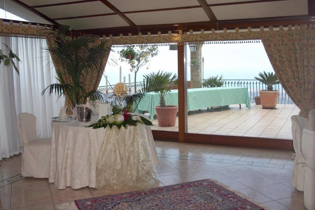 Hotel Primavera Dell'Etna Zafferana Etnea Eksteriør billede